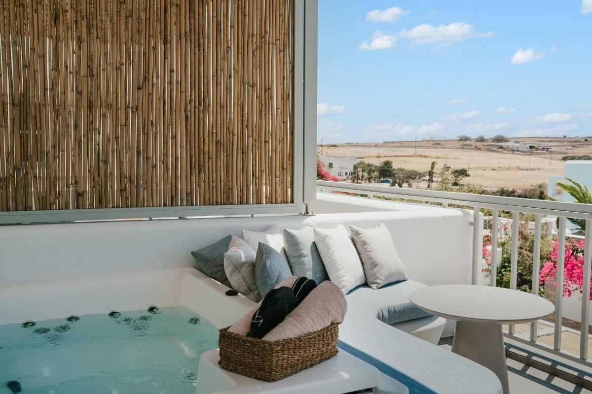 Deluxe Double with Jetted Tub