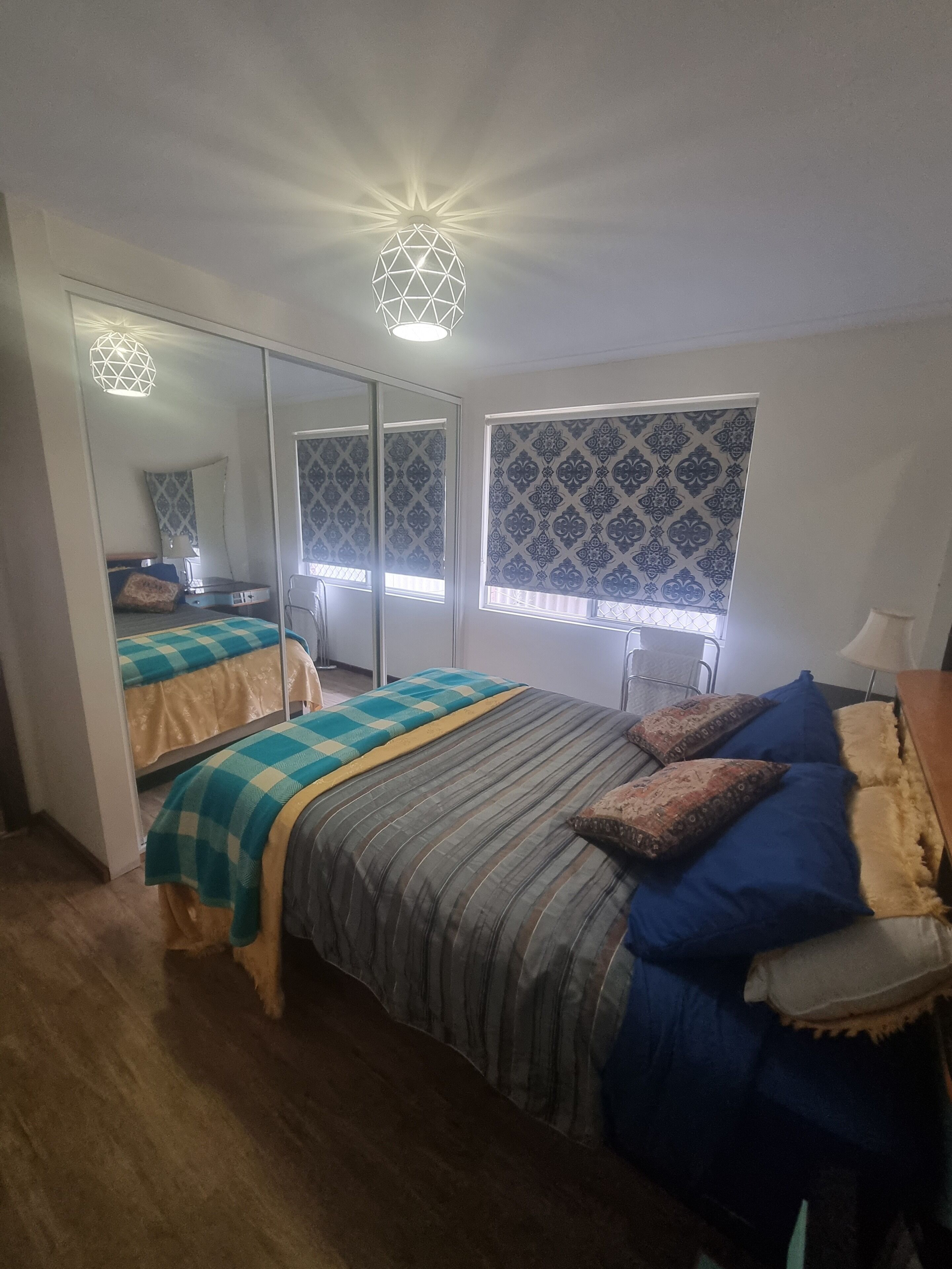 3 bedrooms, desk, iron/ironing board, free WiFi