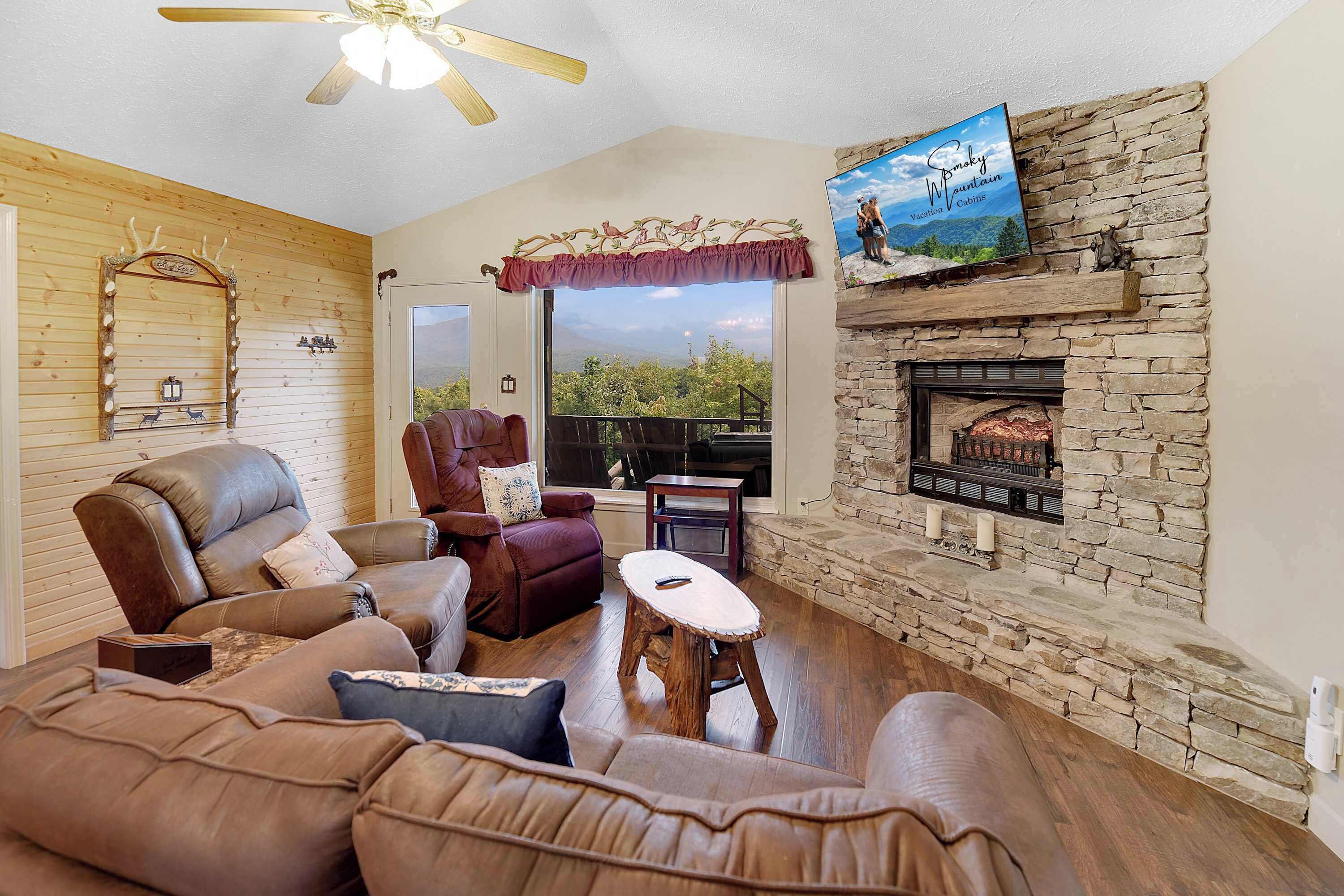 TV, lareira, escritórios