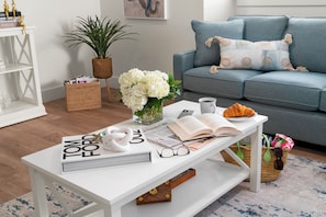 Grand Suite (Penthouse) | Living area | Smart TV