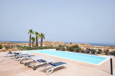 Villa Beatrice con piscina