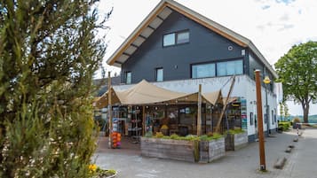 Chalet | Exterior