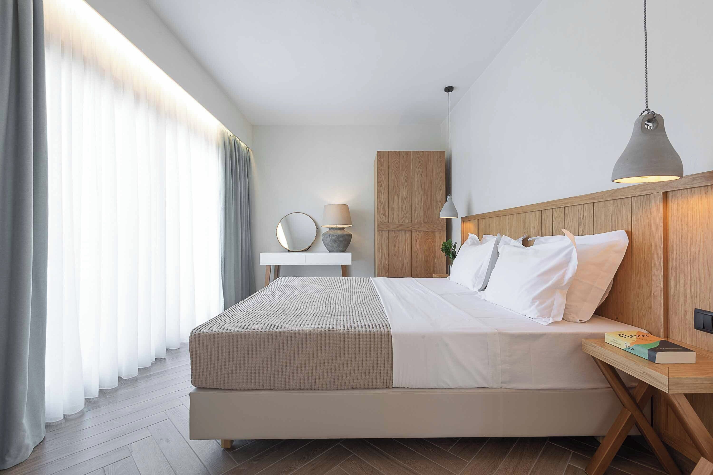 2 bedrooms, bed sheets