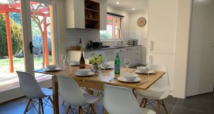 Warm and Spacious 5BR Home w/WIFI&Multiple Parking