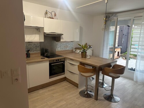 Maison Avec Jardin ET 2 Places DE Parking A 2 PAS DU Tram ET RER