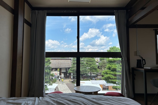 Habitación junior con 2 camas individuales, no fumadores, baño privado | Escritorio, espacio para trabajar con un portátil, wifi gratis