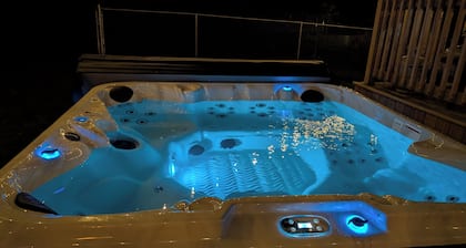 Lakeside Acres at Berlin Lake, OH - 4 Bedroom/3 Bath with separable studio apt