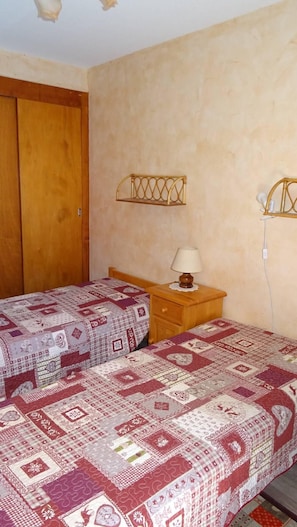 1 quarto