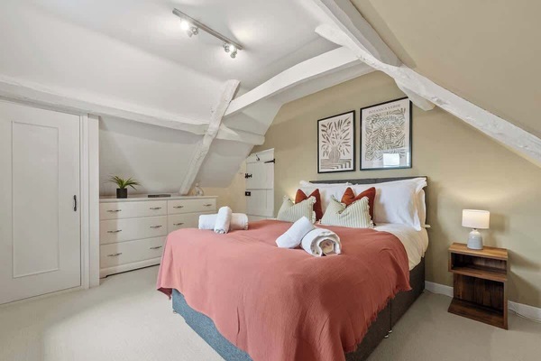 Bedroom with double bed at Blue Puffin Stays Short Lets & Serviced Accommodation