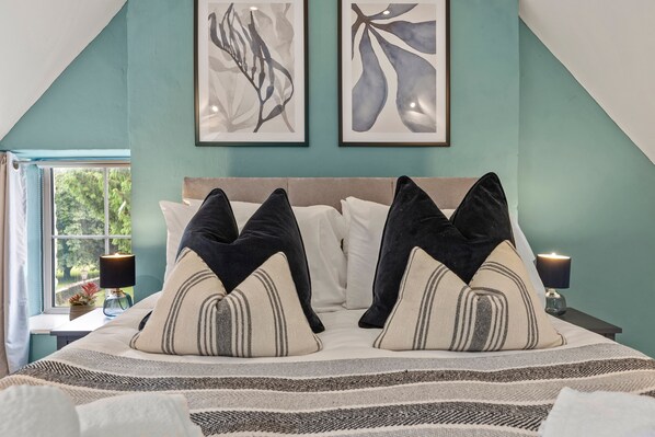 2 間睡房、熨斗/熨衫板、免費 Wi-Fi、床單