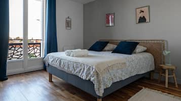 1 bedroom, desk, iron/ironing board, travel crib