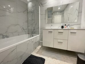 Hair dryer, towels, toilet paper