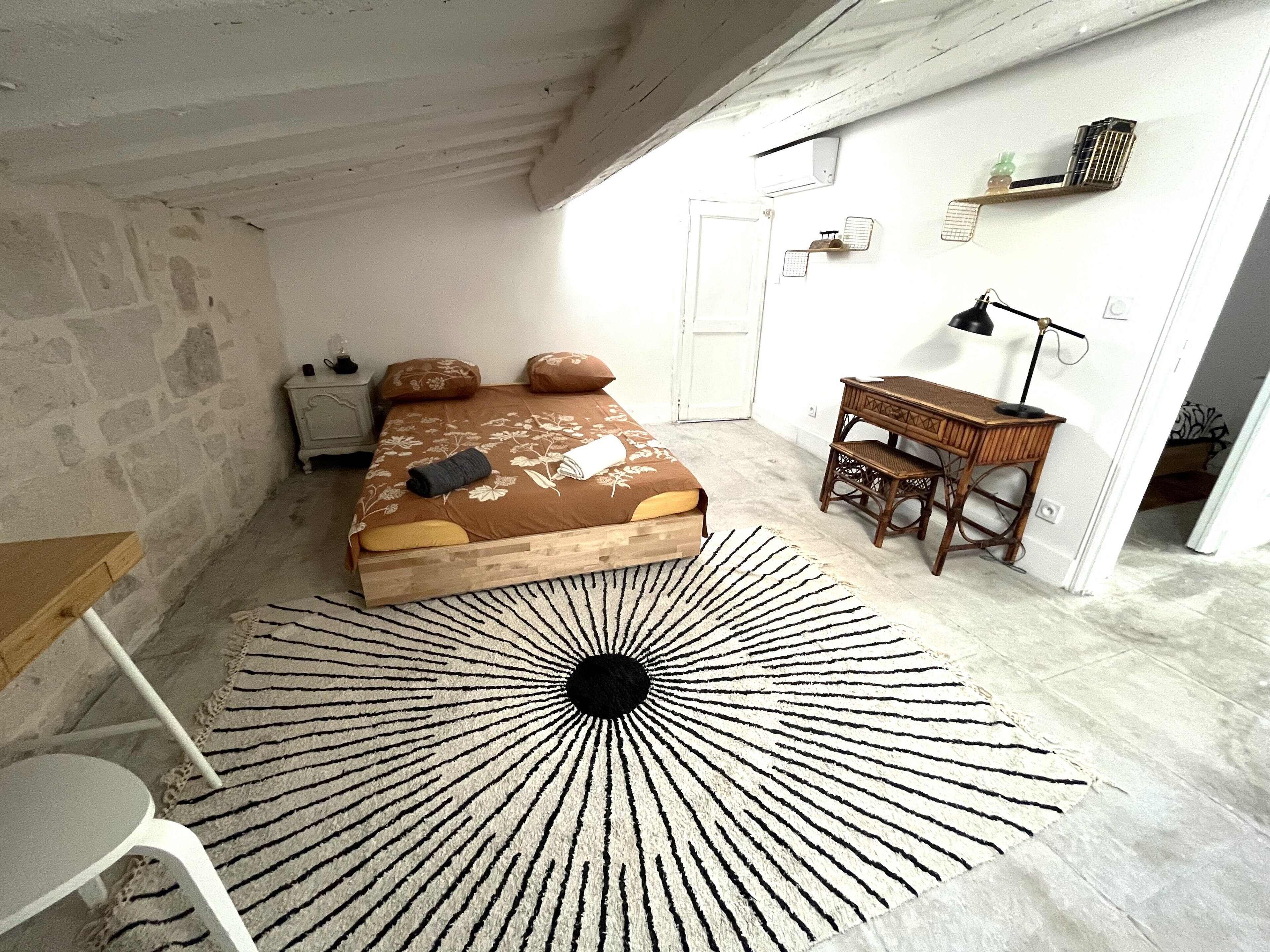 2 bedrooms, desk, iron/ironing board, free WiFi