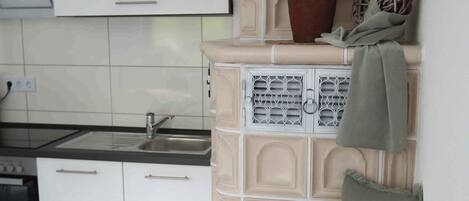 Kühlschrank, Ofen, Herdplatte, Toaster