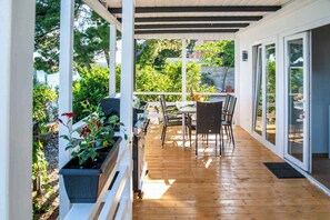 Outdoor dining - Mobilehome mit Terrasse und Klimaanlage (Posedarje)