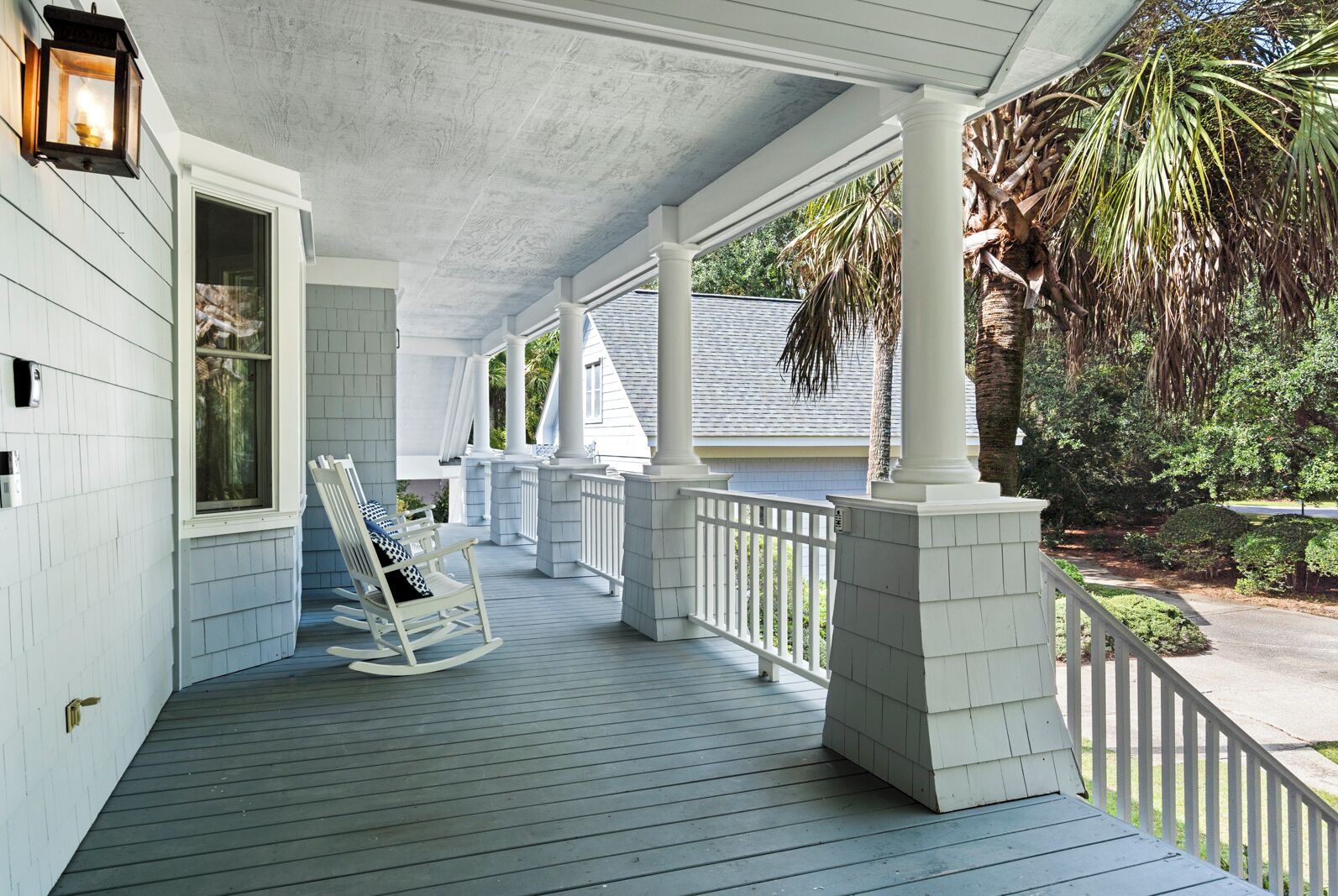 The Ibis Inn 4BR 4 1/2 BA Updated Vanderhorst pool and spa!10 min the beach.