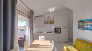 Fridge, microwave, stovetop