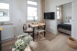 1 chambre, lit parapluie, Wi-Fi gratuit, draps fournis
