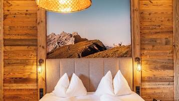 Basic-Doppelzimmer | Allergikerbettwaren, Zimmersafe, individuell eingerichtet