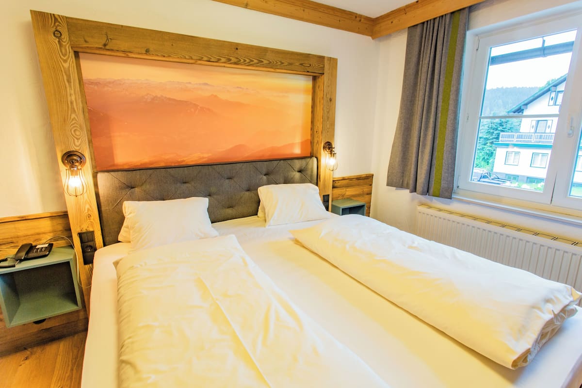 Comfort Apartment | Hypo-allergenic bedding, in-room safe, individually furnished