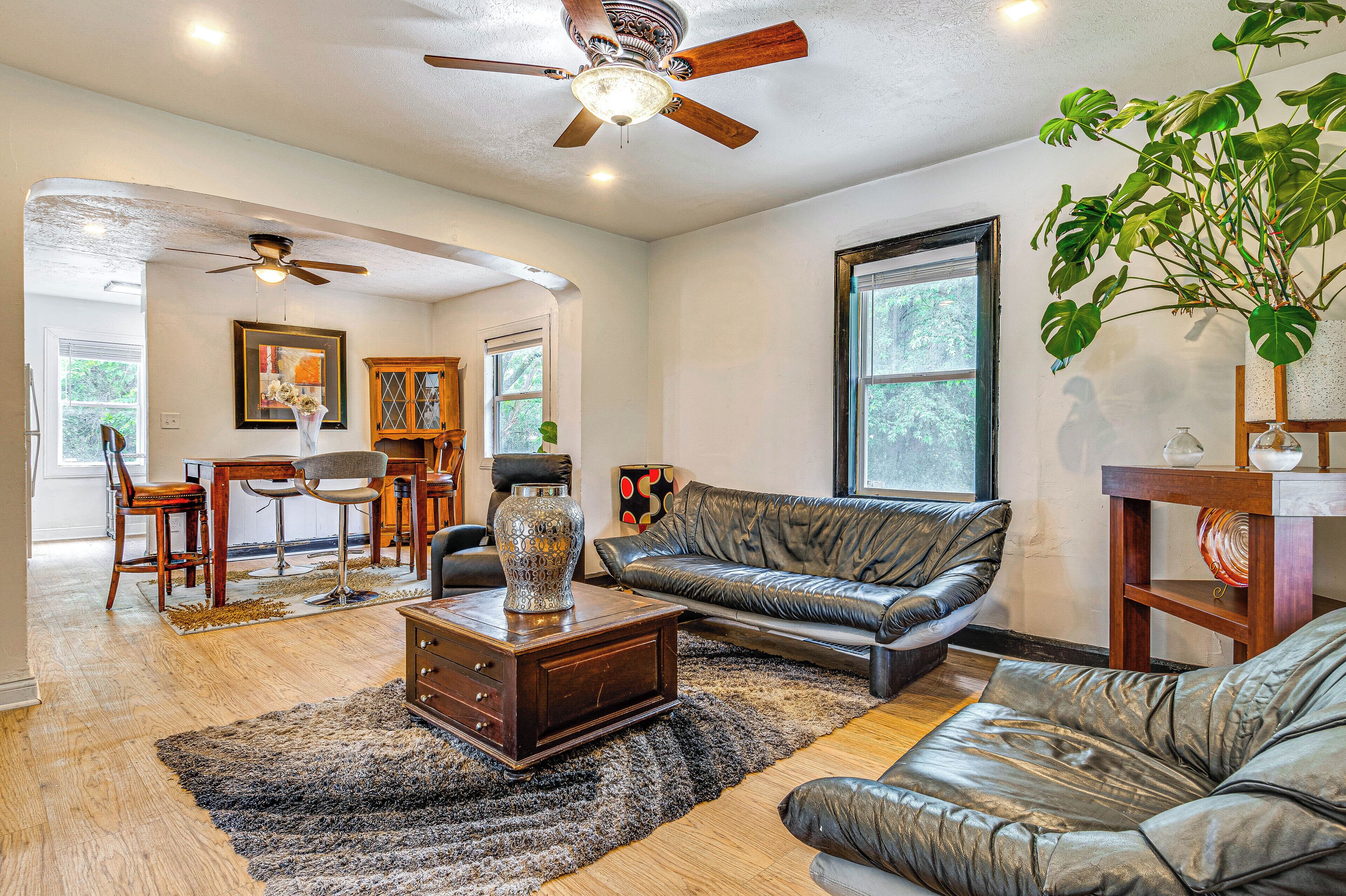 Cozy Home w/ Yard < 3 Mi to Downtown Indianapolis!