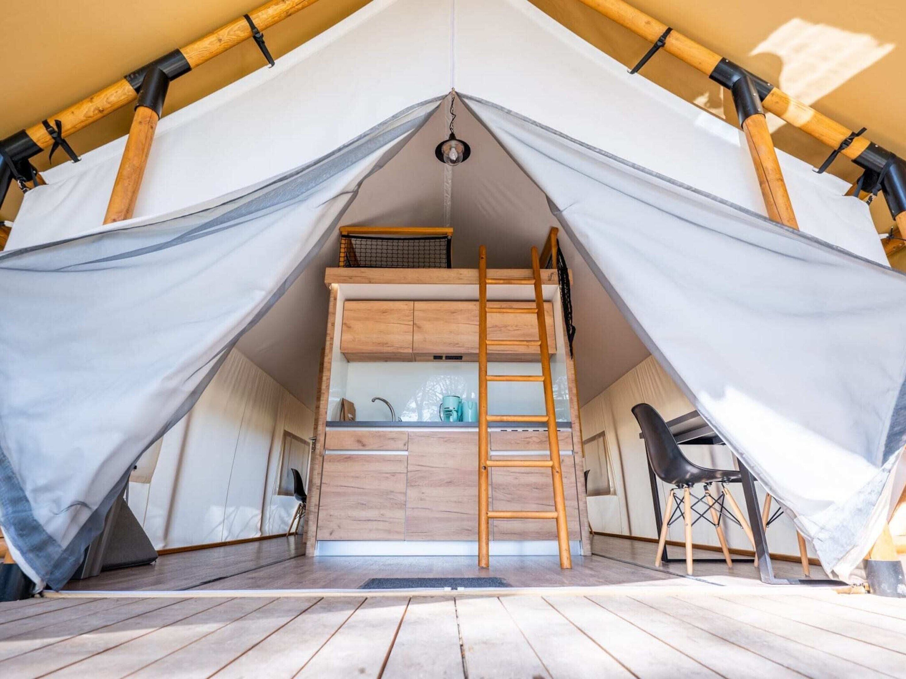 Tent | Private kitchen