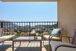 星評価なしの画像、5 / 25、ボタン