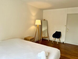 2 camere, una scrivania, ferro/asse da stiro, Wi-Fi