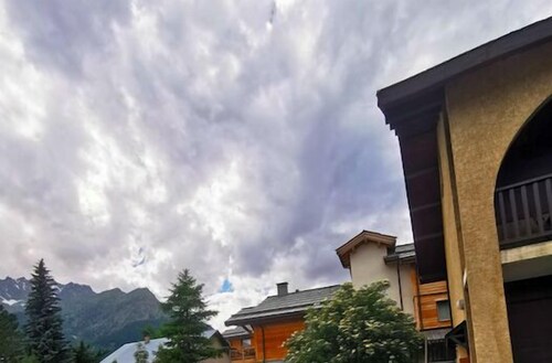 Nice 4-rooms duplex with balcony