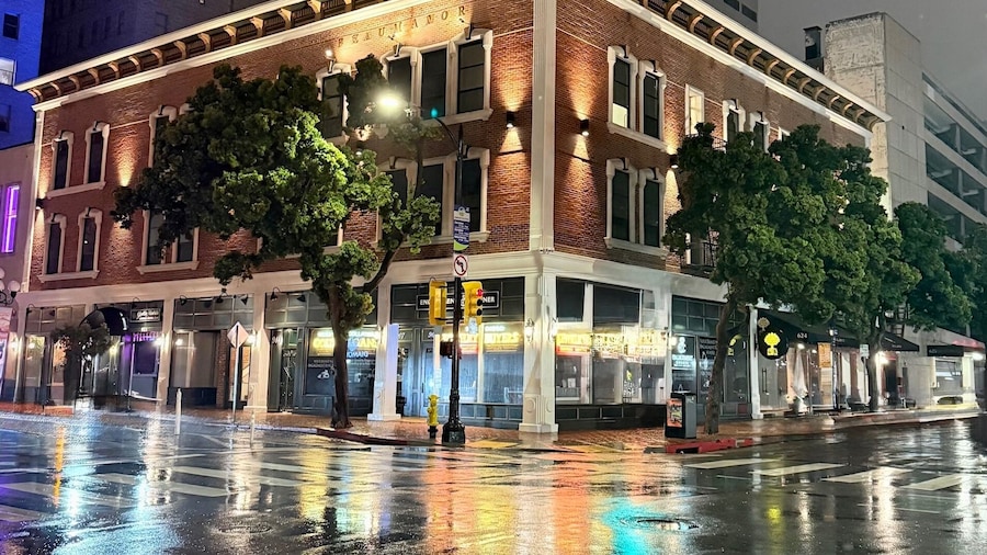 The Beau Downtown San Diego Gaslamp Quar