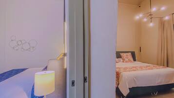 1 Schlafzimmer, Schreibtisch, WLAN, Bettwäsche