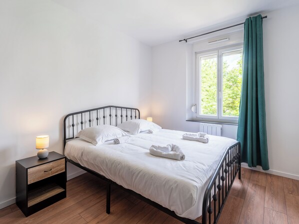 4 soverom, strykejern/-brett, wi-fi og sengetøy