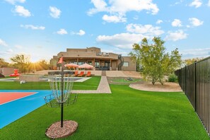 Property grounds - Pool*Pickleball*Golf*Basketball*Hot Tub*Arcade (Scottsdale)