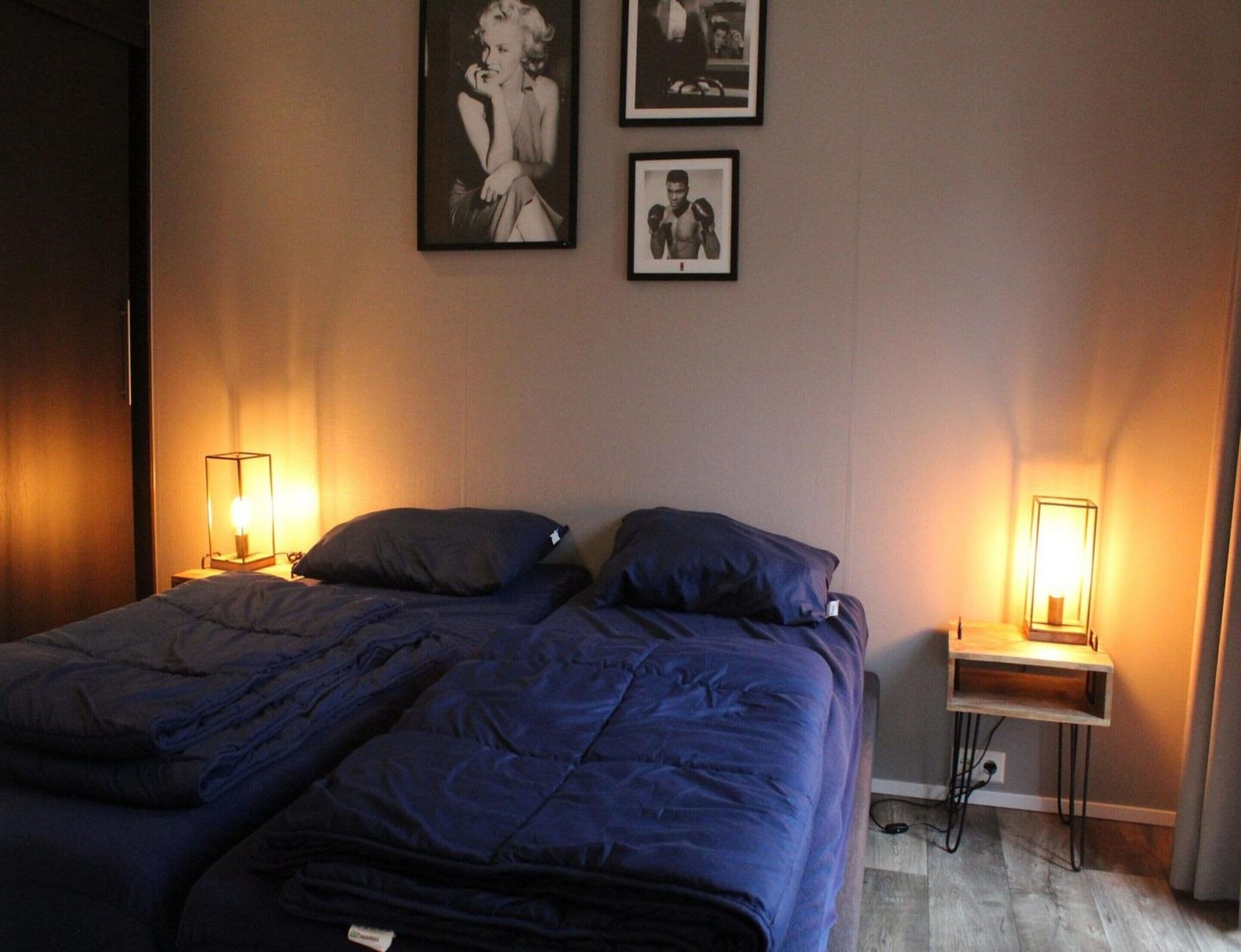 2 bedrooms, individually furnished, bed sheets
