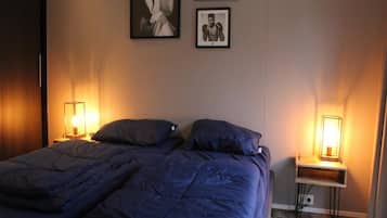 2 bedrooms, individually furnished, bed sheets