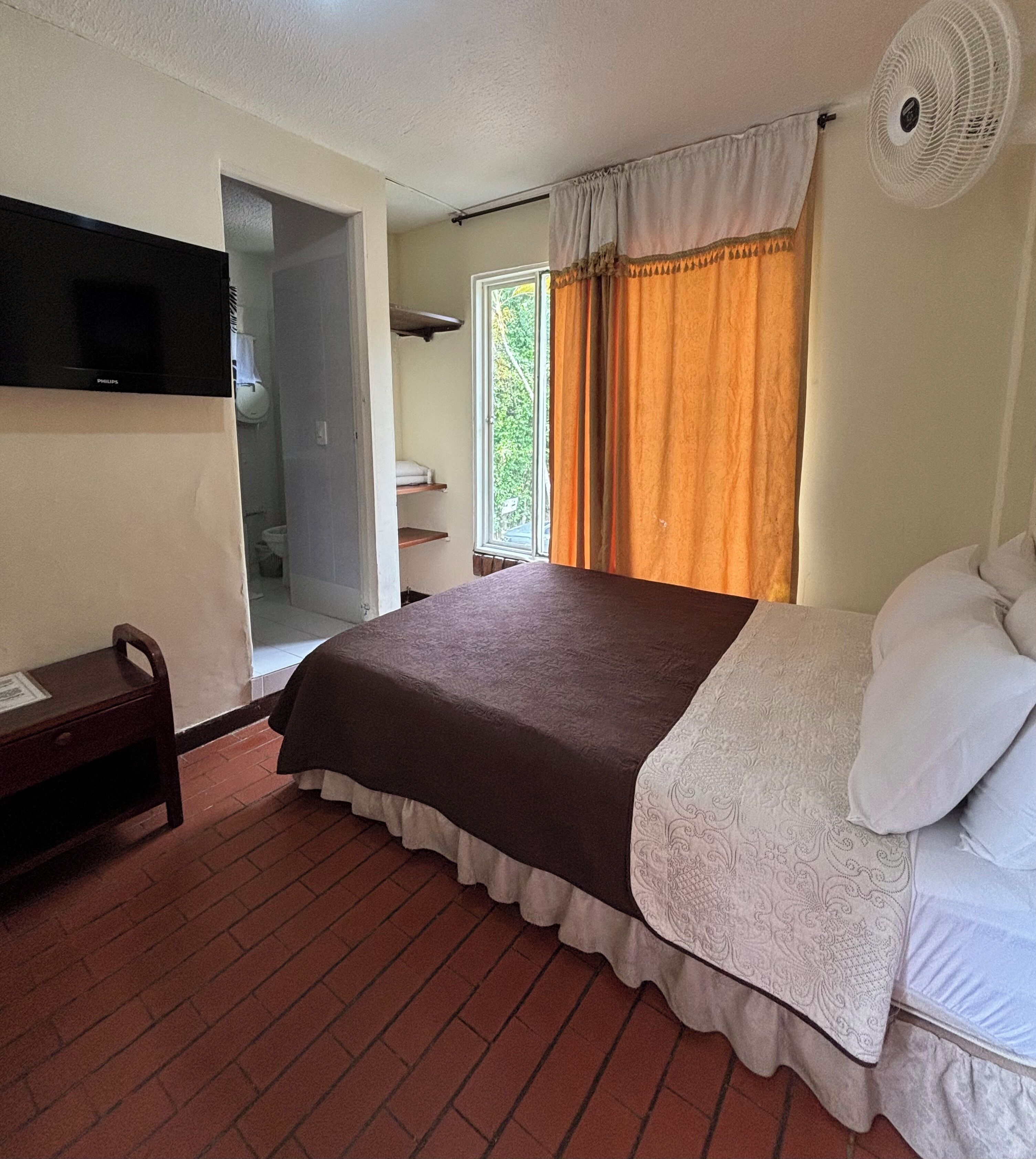 1 habitación, internet y ropa de cama 