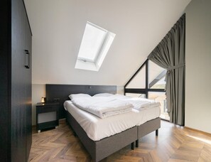 5 chambres, ameublement personnalisé, draps fournis