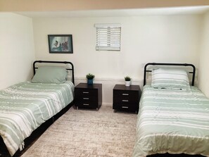 1 habitación, wifi y ropa de cama
