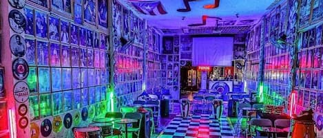 Bar (en la propiedad)