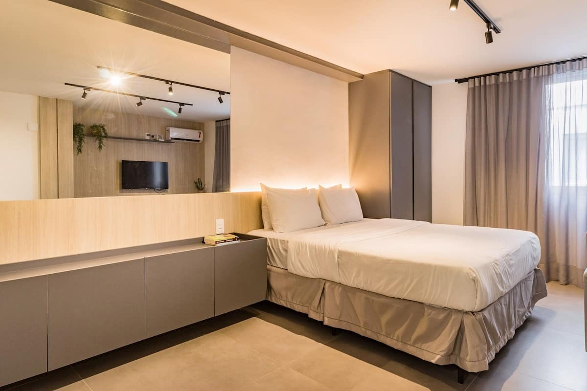 Apartamento | Espaço de trabalho para notebook, Wi-Fi de cortesia