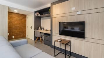 Apartment | Living area | 43-inch TV with digital channels, Netflix, streaming services