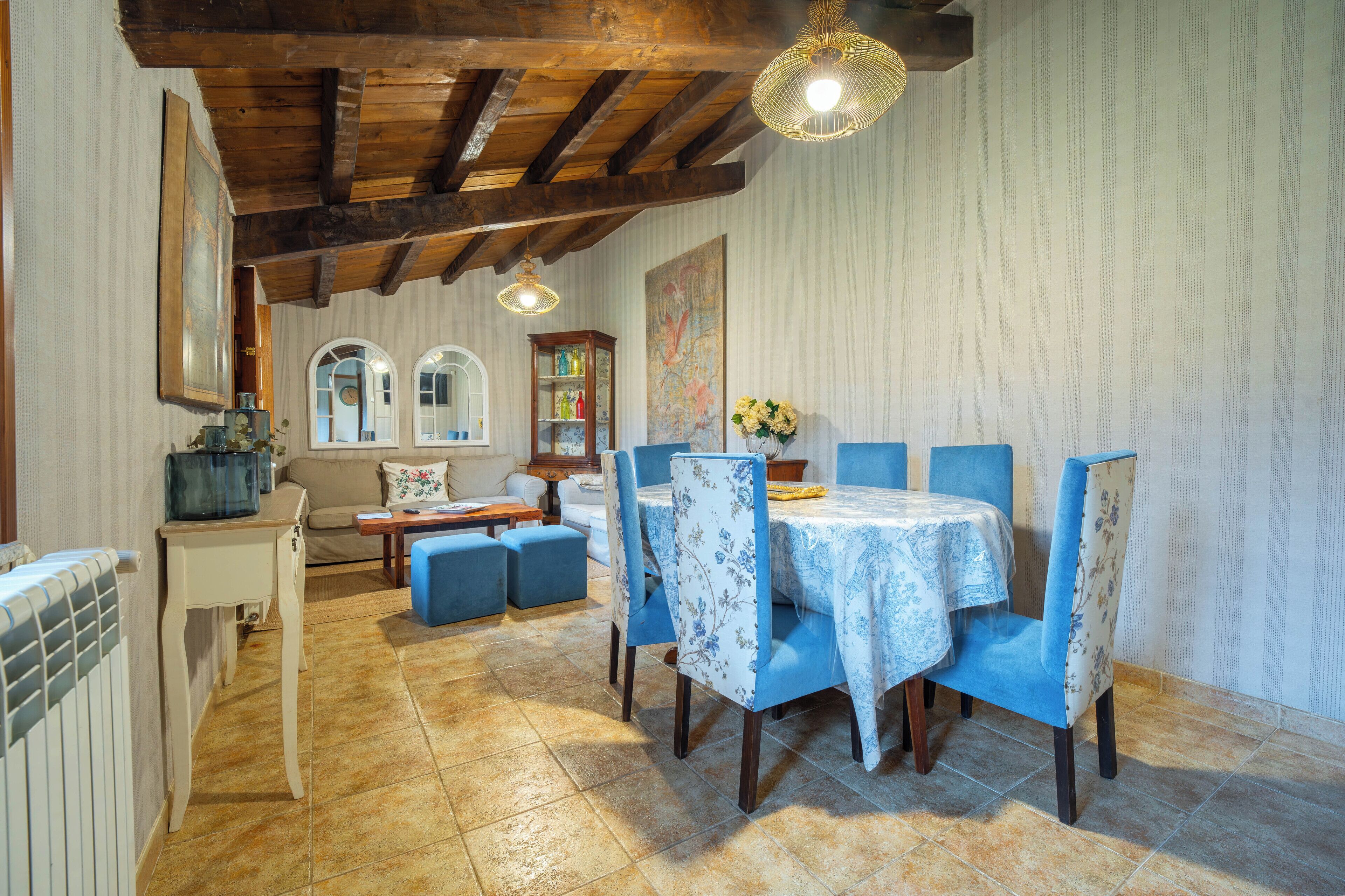 Traditional Cottage, Garden View | Dining room