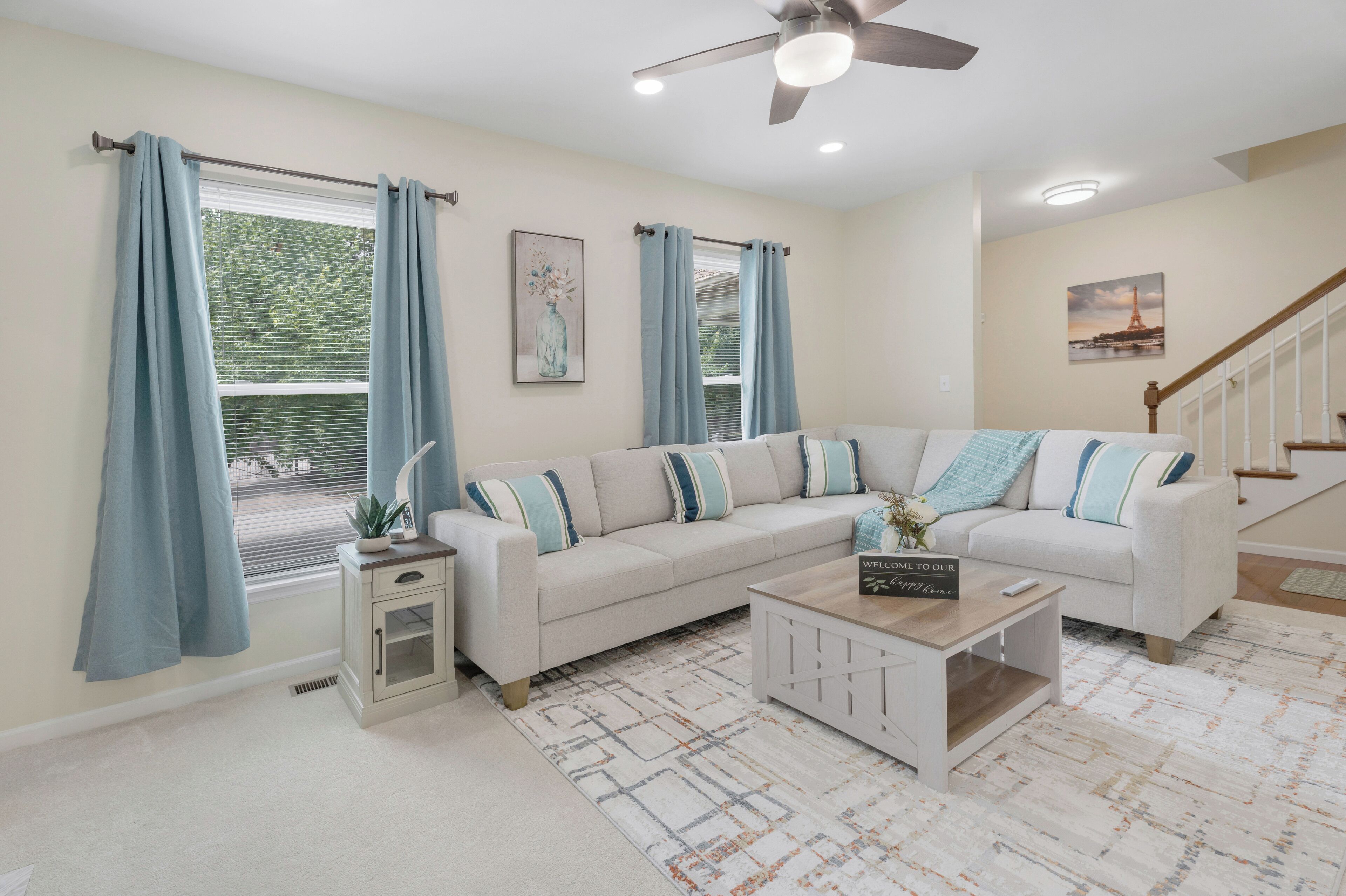 Smart TV, computer monitors