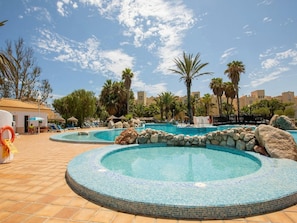 Apartamento | Piscina | Piscina externa