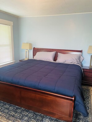 1 dormitorio, tabla de planchar con plancha, wifi y ropa de cama