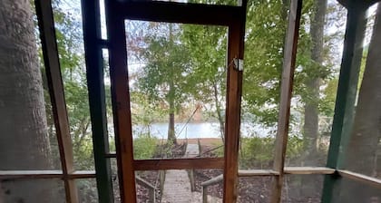 Row Cottages Honeysuckle Cottage