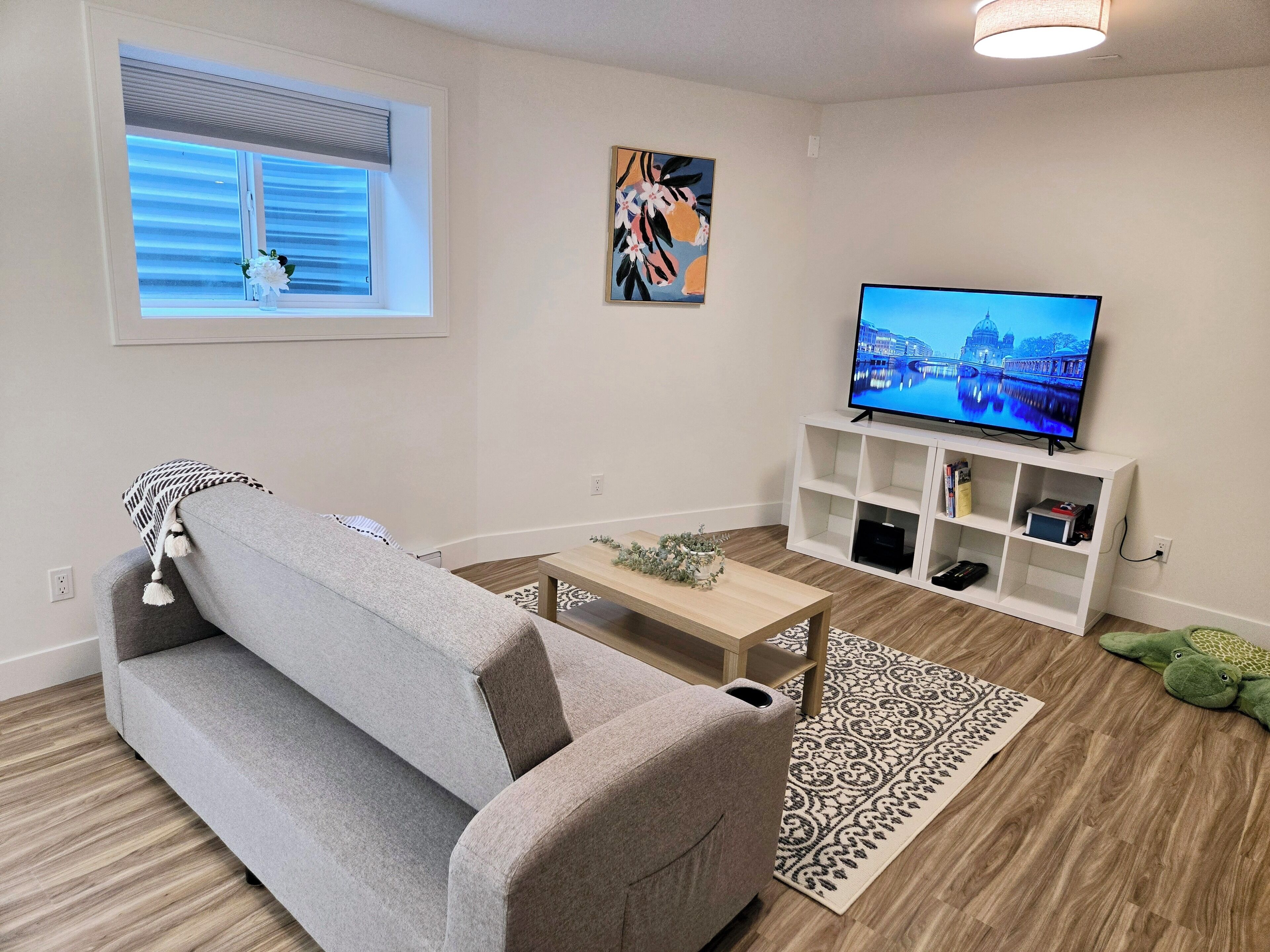 Brand New Private Suite In Willoughby - Langley