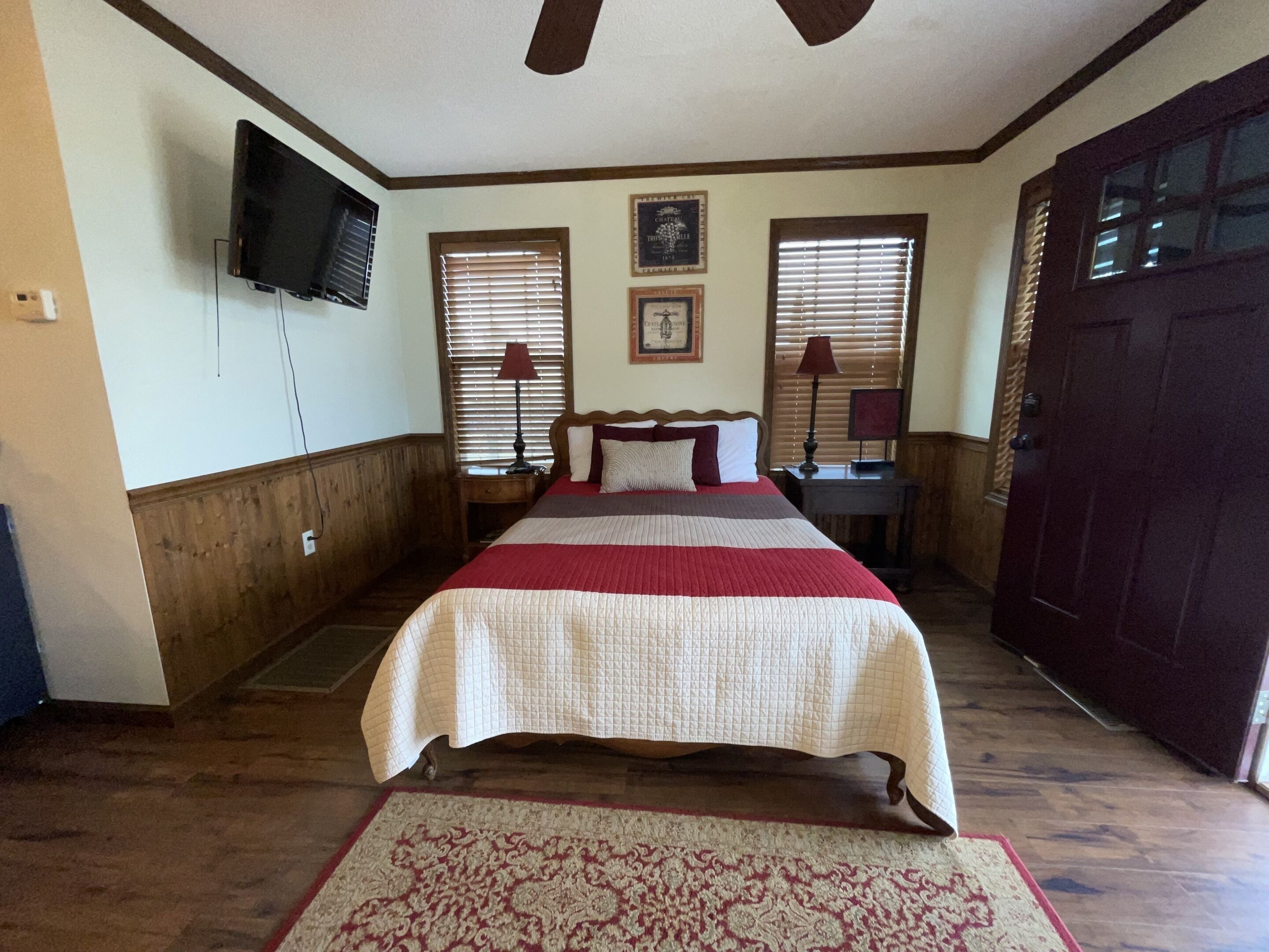 2 bedrooms, iron/ironing board, WiFi (free), bed sheets