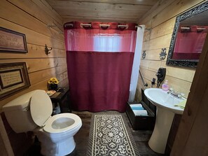 Towels - Row Cottages Jasmine Cottage (Hartsfield)