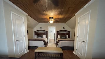 4 bedrooms, free WiFi, bed sheets